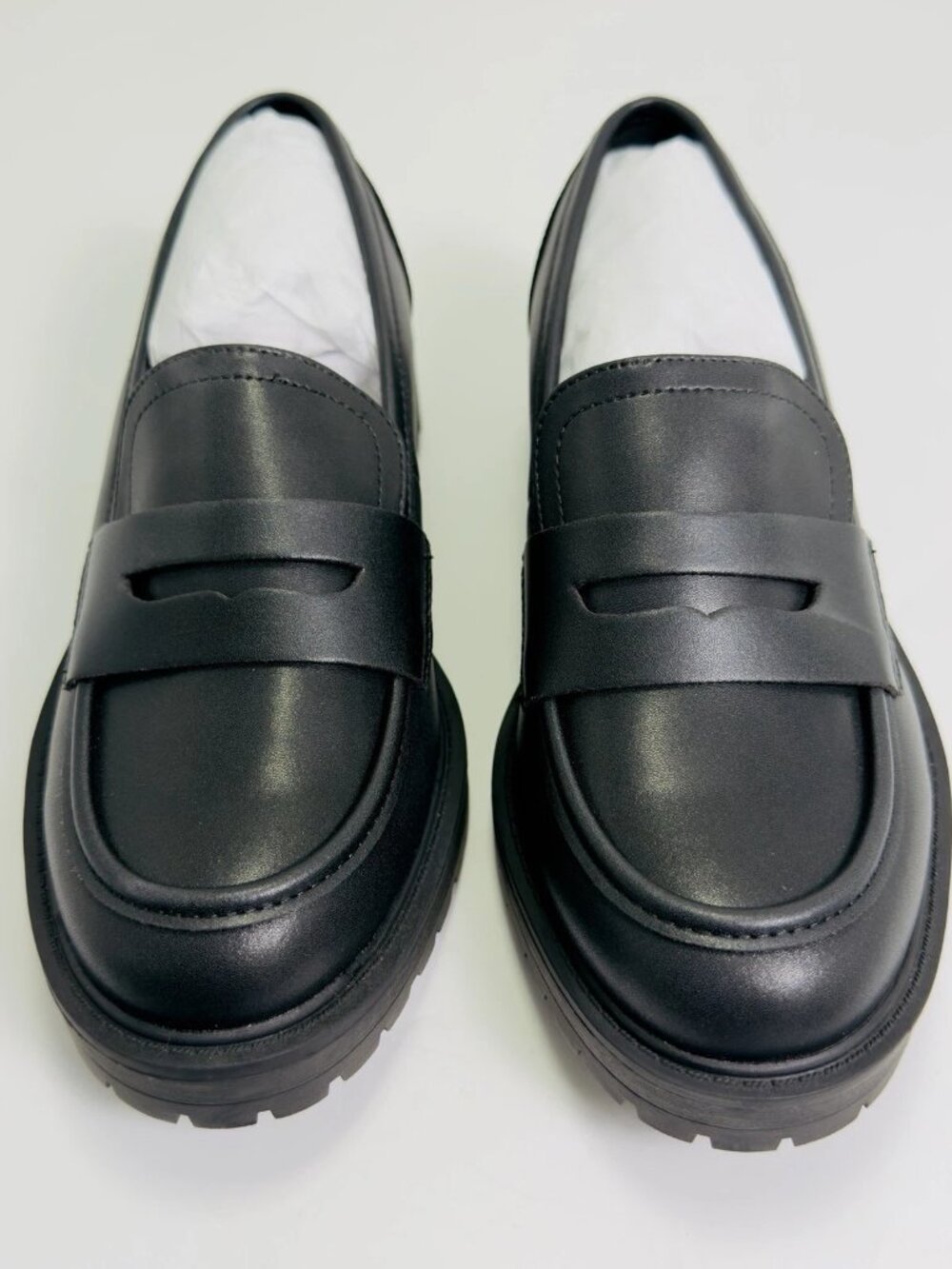 Wydr Studios Vegan Classic Loafers Women’s Black Size 7WW Wide NIB